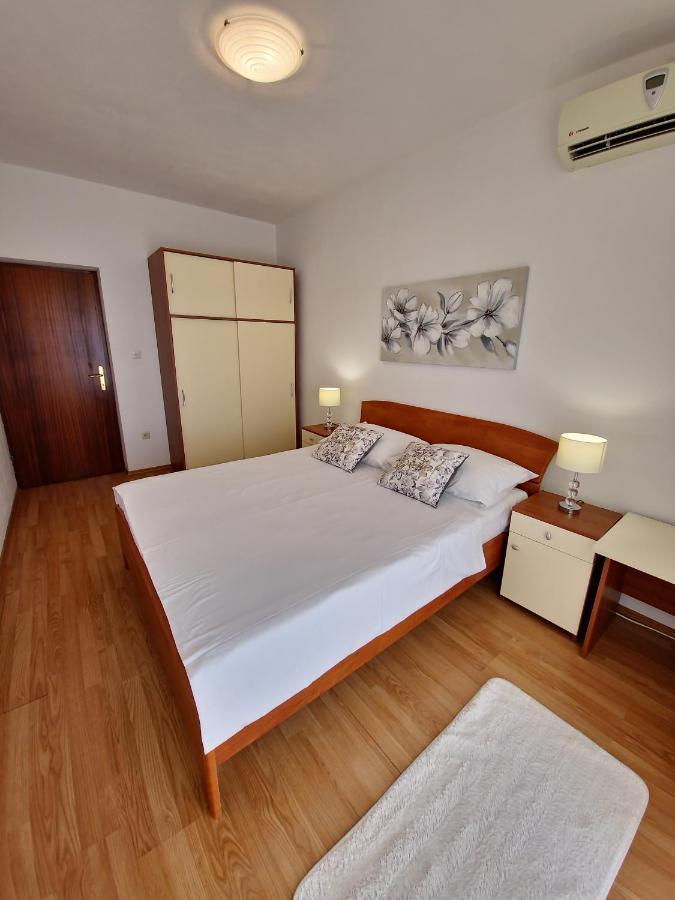 Apartments Cacija Trogir Buitenkant foto